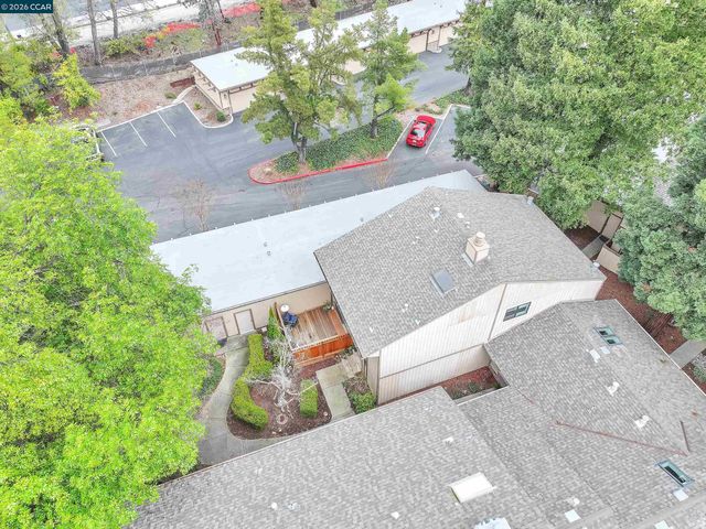 188 Alamo Sq, Alamo, CA 94507