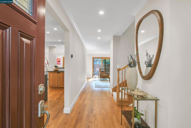 188 Alamo Sq, Alamo, CA 94507