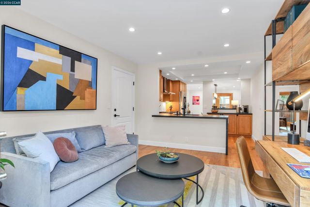 188 Alamo Sq, Alamo, CA 94507