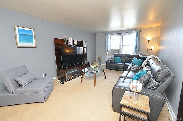 1 Vincent Road 6B, Bronxville, NY 10708