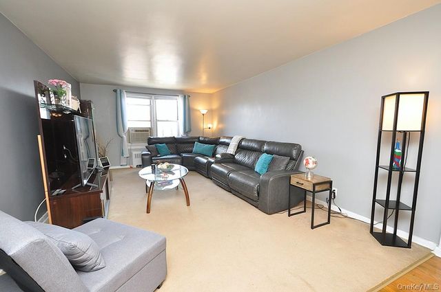 1 Vincent Road 6B, Bronxville, NY 10708