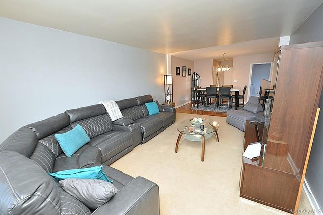 1 Vincent Road 6B, Bronxville, NY 10708