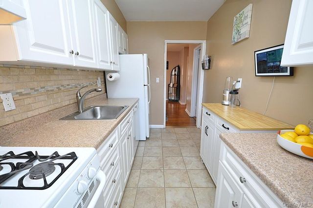 1 Vincent Road 6B, Bronxville, NY 10708