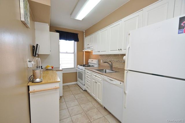 1 Vincent Road 6B, Bronxville, NY 10708