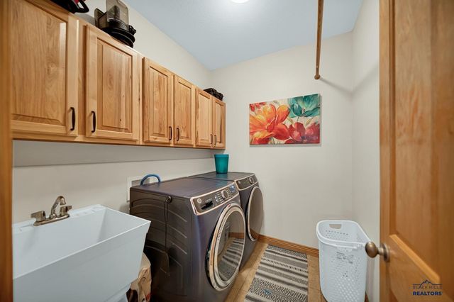 4710 RIMROCK DR, Rapid City, SD 57702