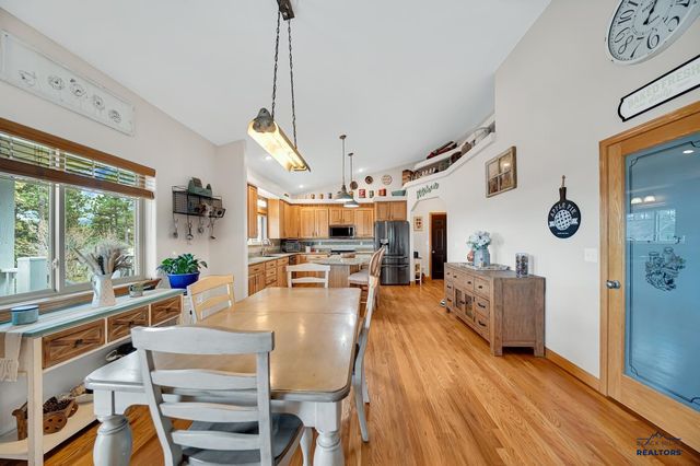 4710 RIMROCK DR, Rapid City, SD 57702