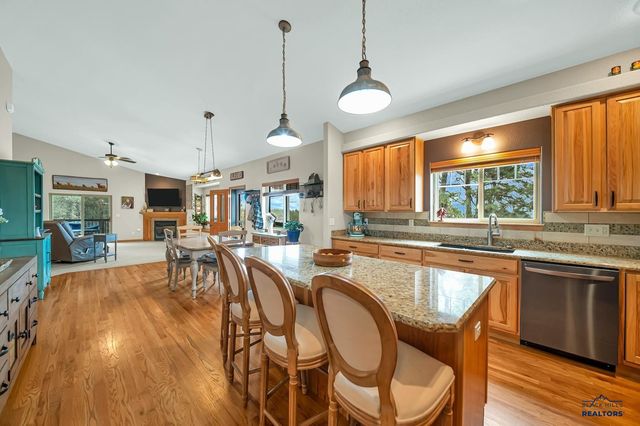 4710 RIMROCK DR, Rapid City, SD 57702