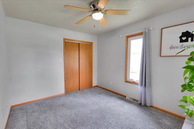 24530 S TONKA Avenue, Channahon, IL 60410