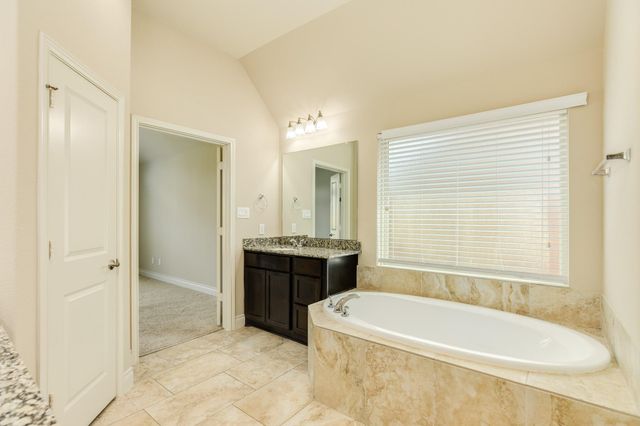 3539 Whitman Drive, Iowa Colony, TX 77583