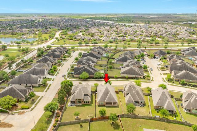 3539 Whitman Drive, Iowa Colony, TX 77583