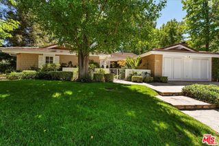 4215 Ellenita Avenue, Tarzana, CA 91356