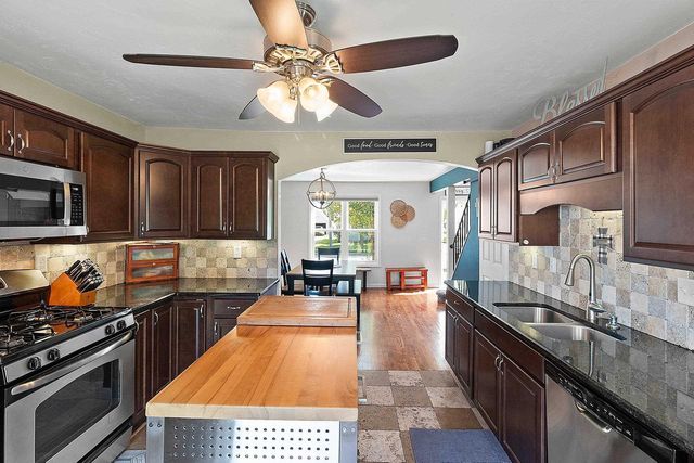 124 IRENE STREET, Neenah, WI 54956