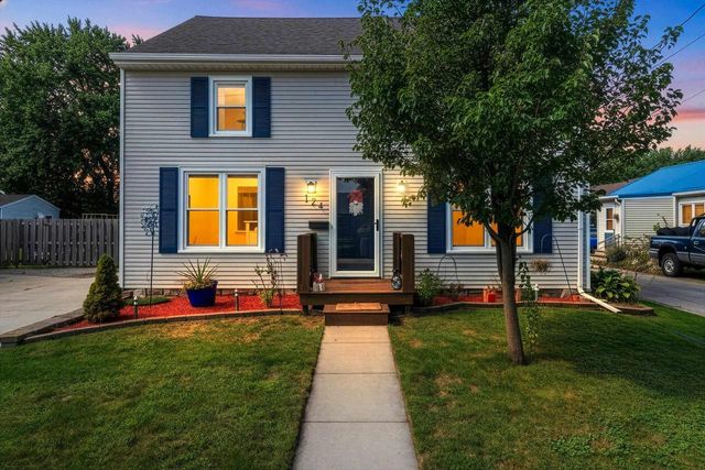 124 IRENE STREET, Neenah, WI 54956