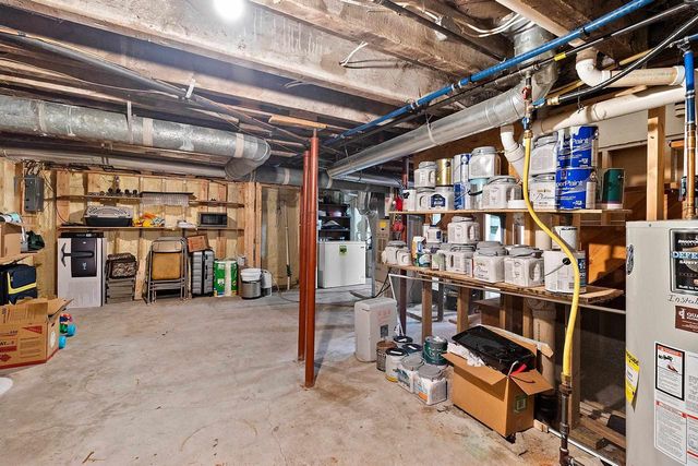 124 IRENE STREET, Neenah, WI 54956