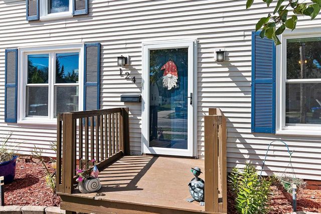 124 IRENE STREET, Neenah, WI 54956