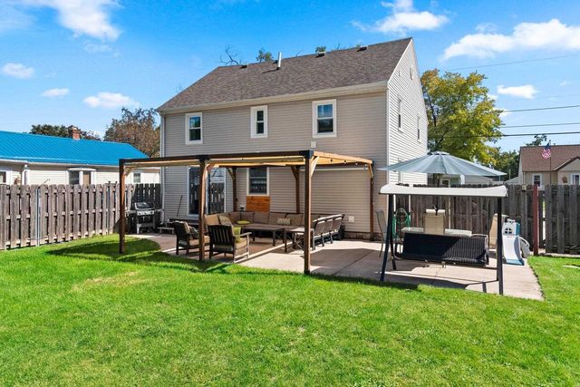 124 IRENE STREET, Neenah, WI 54956