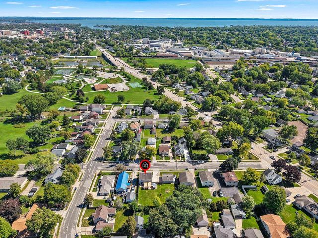 124 IRENE STREET, Neenah, WI 54956