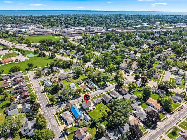 124 IRENE STREET, Neenah, WI 54956