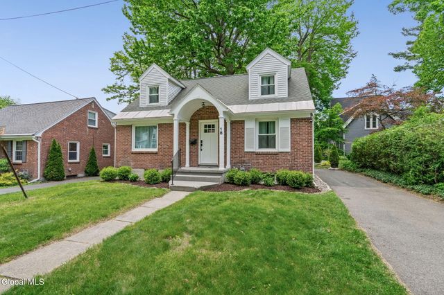 18 Oxford Road, Albany, NY 12203