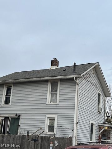 313 Ickes Court, Louisville, OH 44641