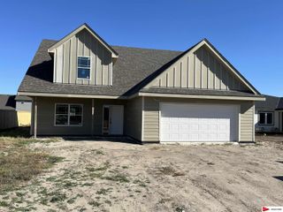 1201 Lakewood Street, Valley, NE 68064