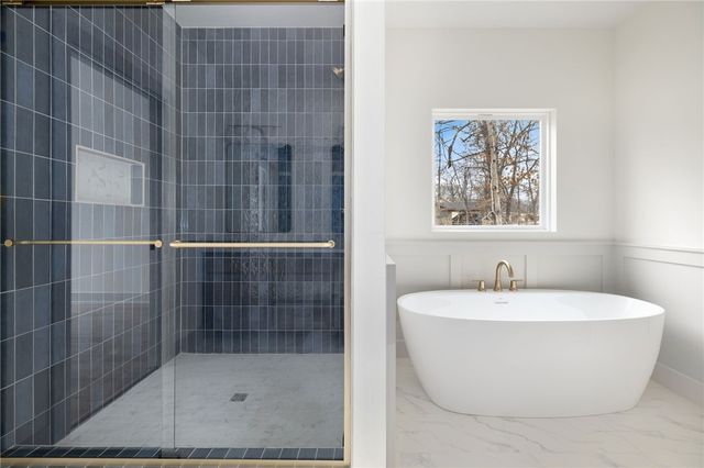 6 Abbey Lane, Bella Vista, AR 72715