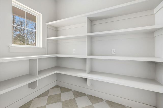 6 Abbey Lane, Bella Vista, AR 72715