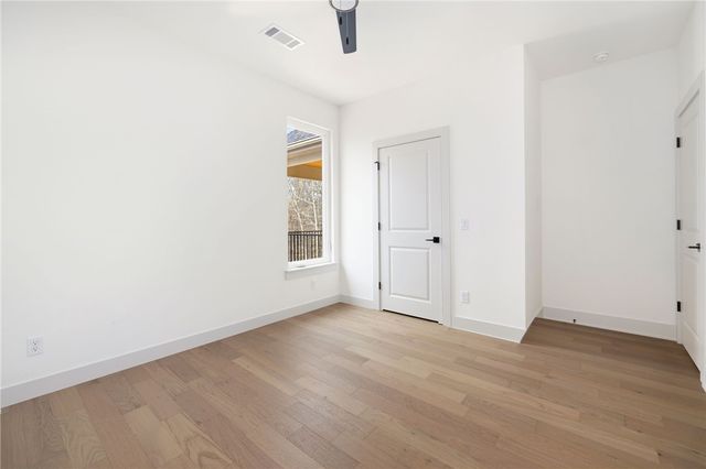 6 Abbey Lane, Bella Vista, AR 72715