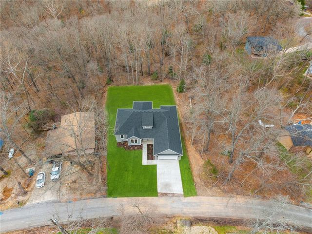 6 Abbey Lane, Bella Vista, AR 72715