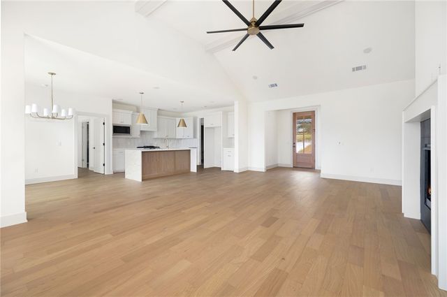 6 Abbey Lane, Bella Vista, AR 72715