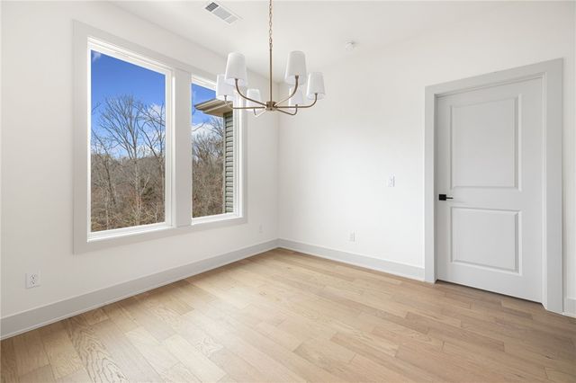 6 Abbey Lane, Bella Vista, AR 72715