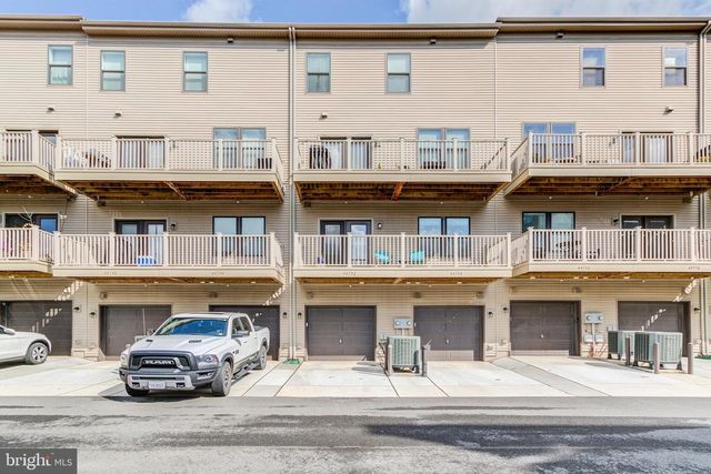 44752 TIVERTON SQ, Ashburn, VA 20147