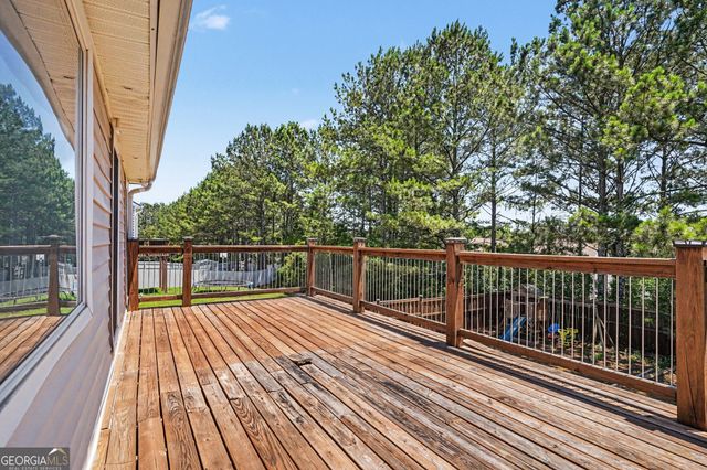 1391 Buckingham Court, Hampton, GA 30228