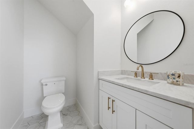 1605 BRYN MAWR STREET, Orlando, FL 32804