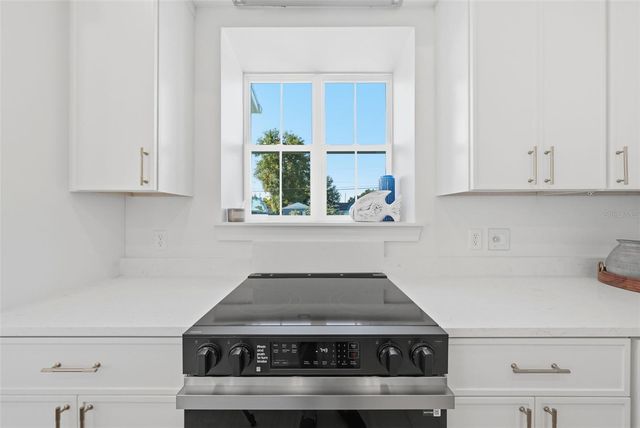 1605 BRYN MAWR STREET, Orlando, FL 32804