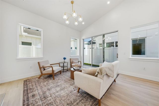1605 BRYN MAWR STREET, Orlando, FL 32804