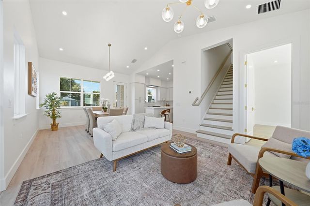 1605 BRYN MAWR STREET, Orlando, FL 32804