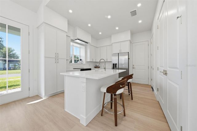1605 BRYN MAWR STREET, Orlando, FL 32804