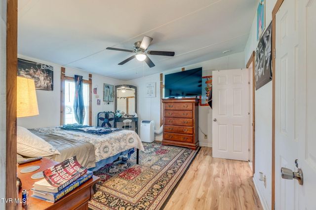 3410 Mckinley Road, Johnson City, TN 37604