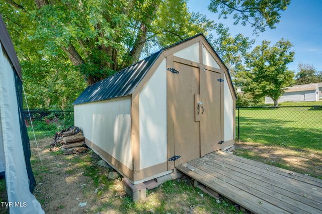 3410 Mckinley Road, Johnson City, TN 37604