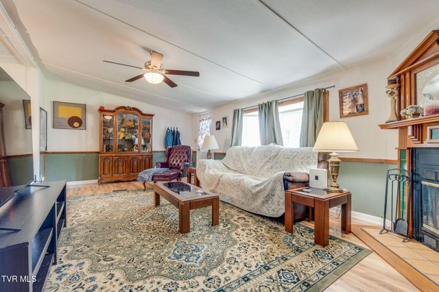 3410 Mckinley Road, Johnson City, TN 37604