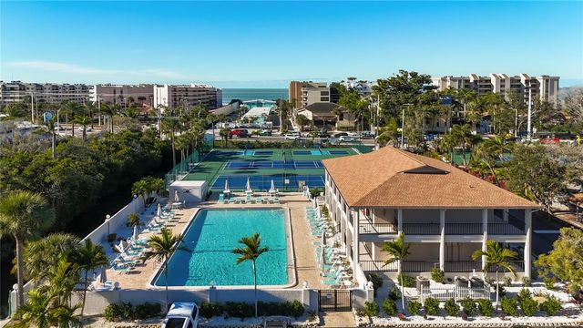 6415 MIDNIGHT PASS ROAD 705, Sarasota, FL 34242