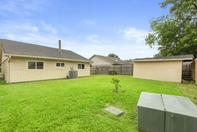 3467 Overcross Drive, Houston, TX 77045