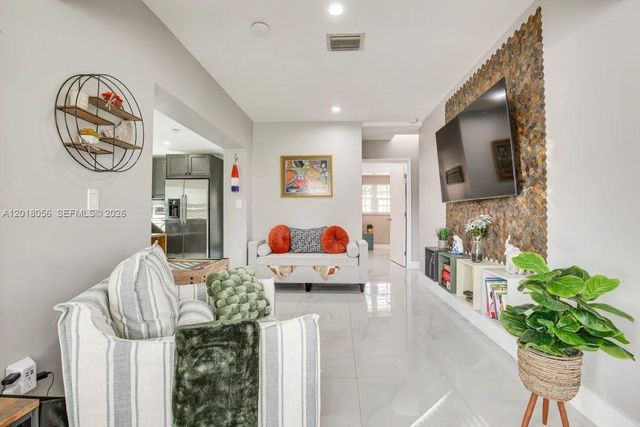 1237 SW 28th Street, Fort Lauderdale, FL 33315
