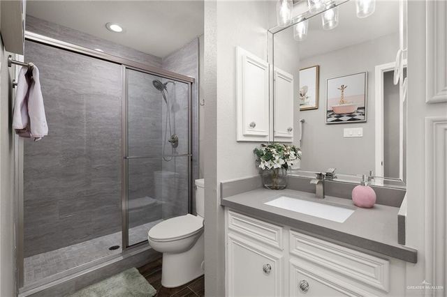 7309 N 32nd Street, Mcallen, TX 78504