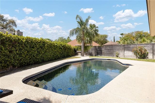 7309 N 32nd Street, Mcallen, TX 78504