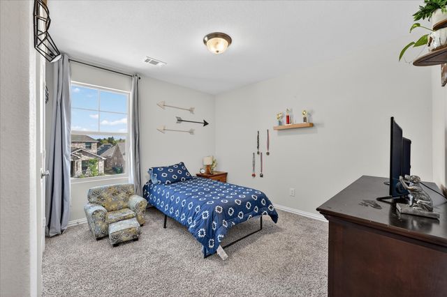 210 Briarwood Lane, Lake Dallas, TX 75065