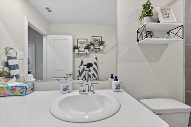 210 Briarwood Lane, Lake Dallas, TX 75065