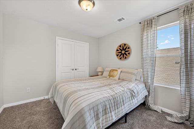 210 Briarwood Lane, Lake Dallas, TX 75065