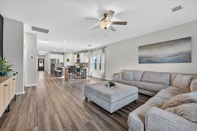 210 Briarwood Lane, Lake Dallas, TX 75065